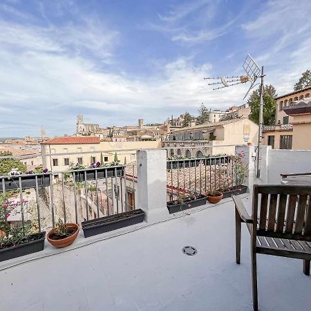 Romantic Duplex With Terrace And Great Views Girona Bagian luar foto
