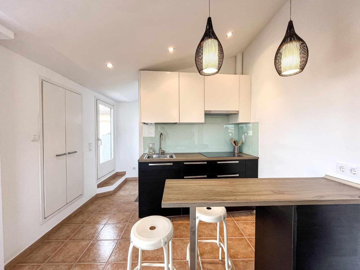 Romantic Duplex With Terrace And Great Views Girona Bagian luar foto