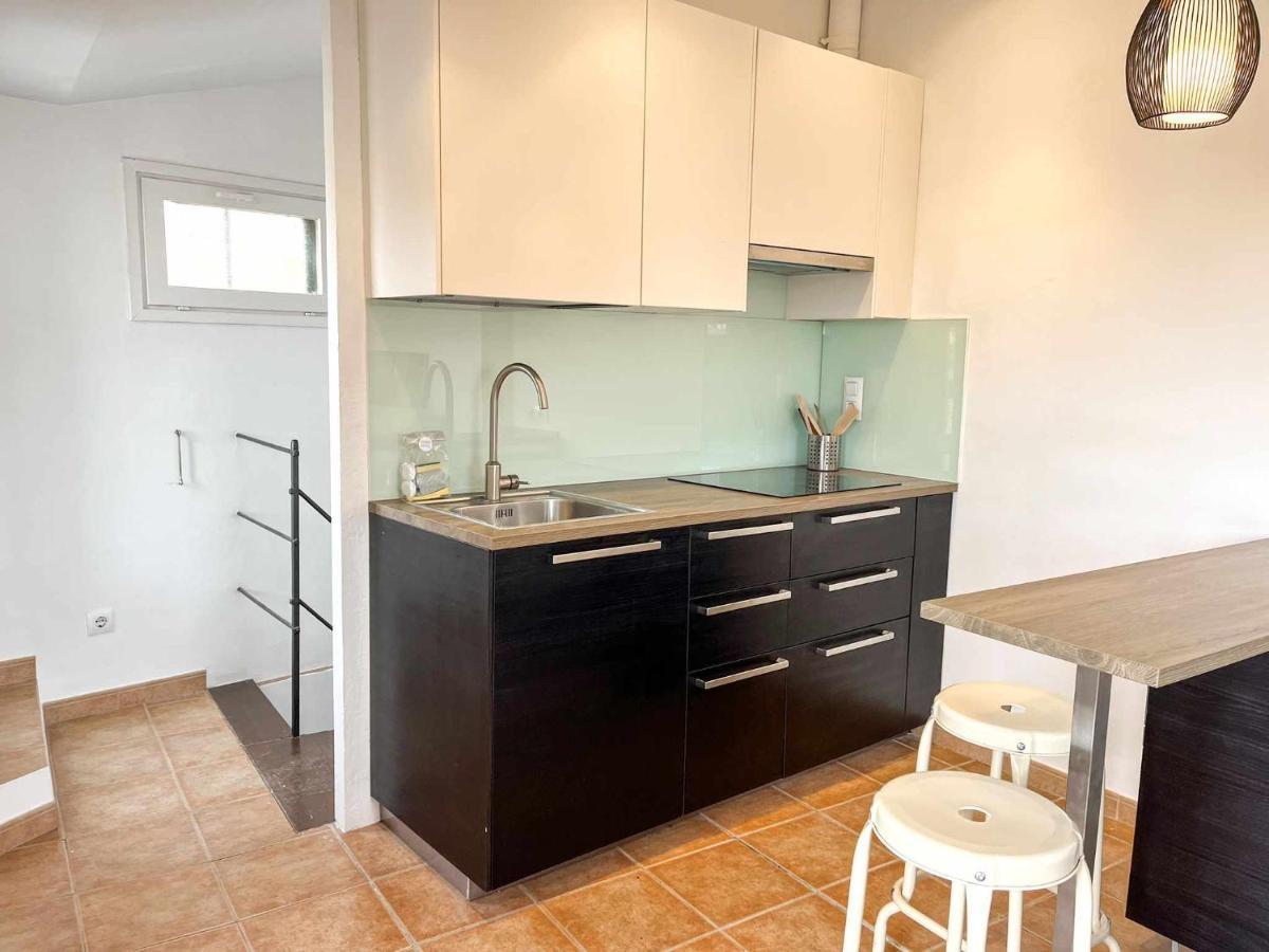 Romantic Duplex With Terrace And Great Views Girona Bagian luar foto