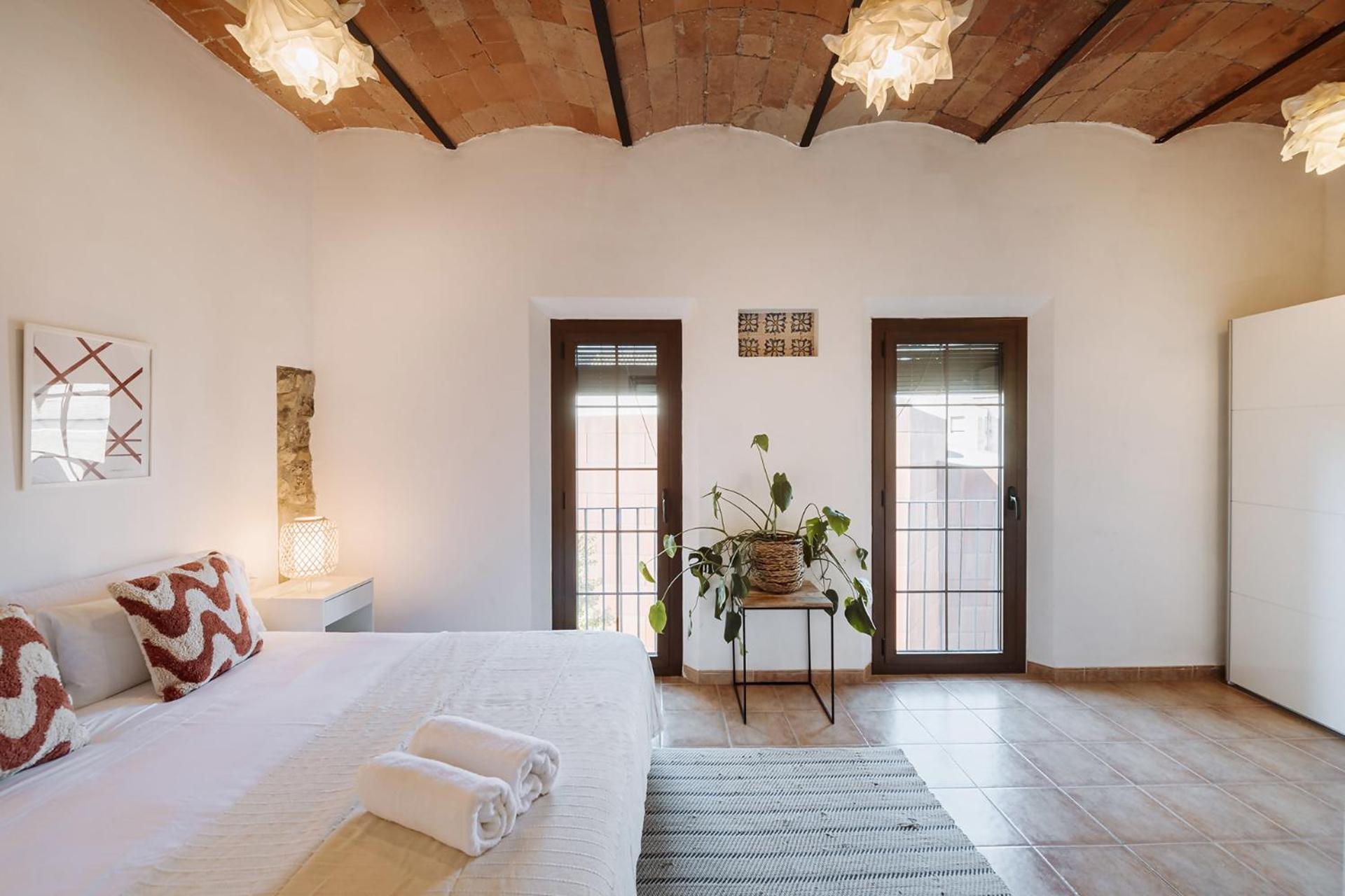 Romantic Duplex With Terrace And Great Views Girona Bagian luar foto
