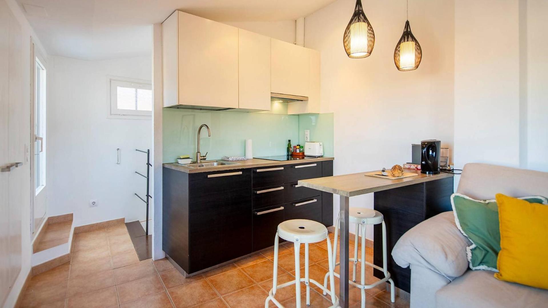 Romantic Duplex With Terrace And Great Views Girona Ruang foto